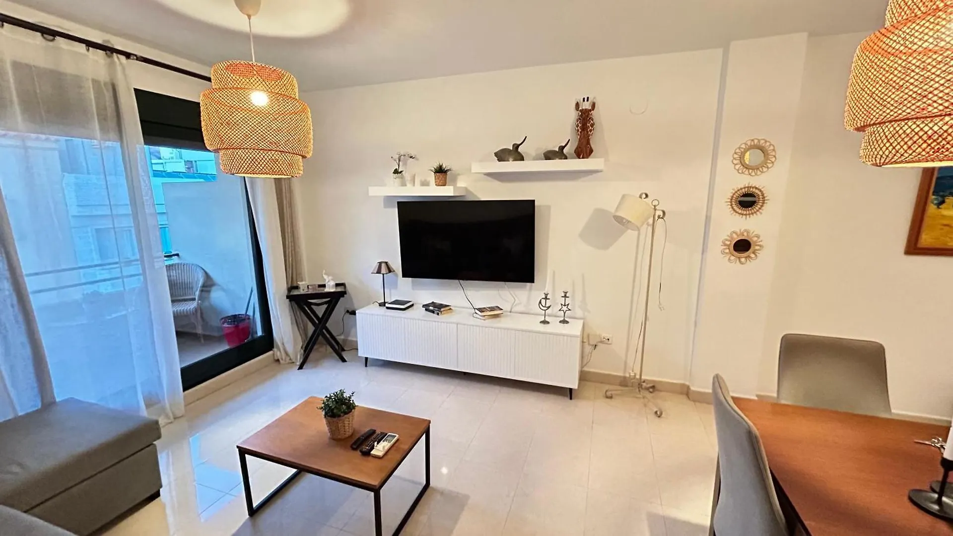 Atico Calas De Nerja Apartment