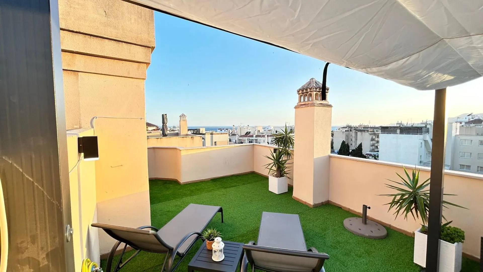 Atico Calas De Nerja Apartment